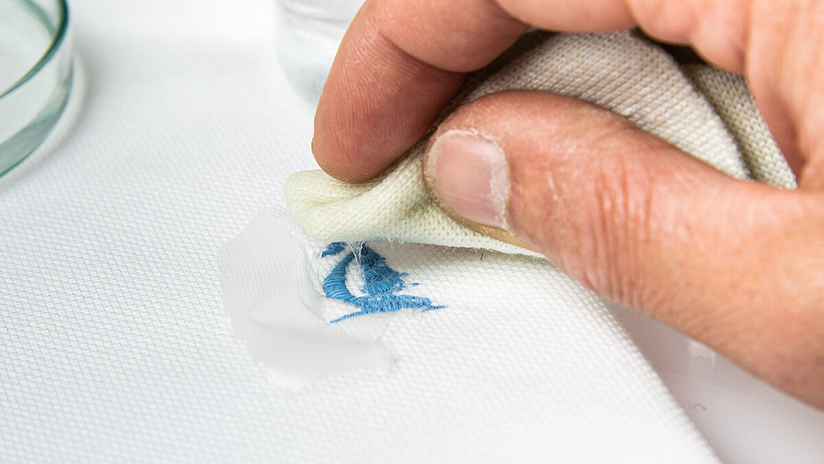 Avalon Plus – Hydrosoluble Non-woven (40 Micron ) • Embroidery